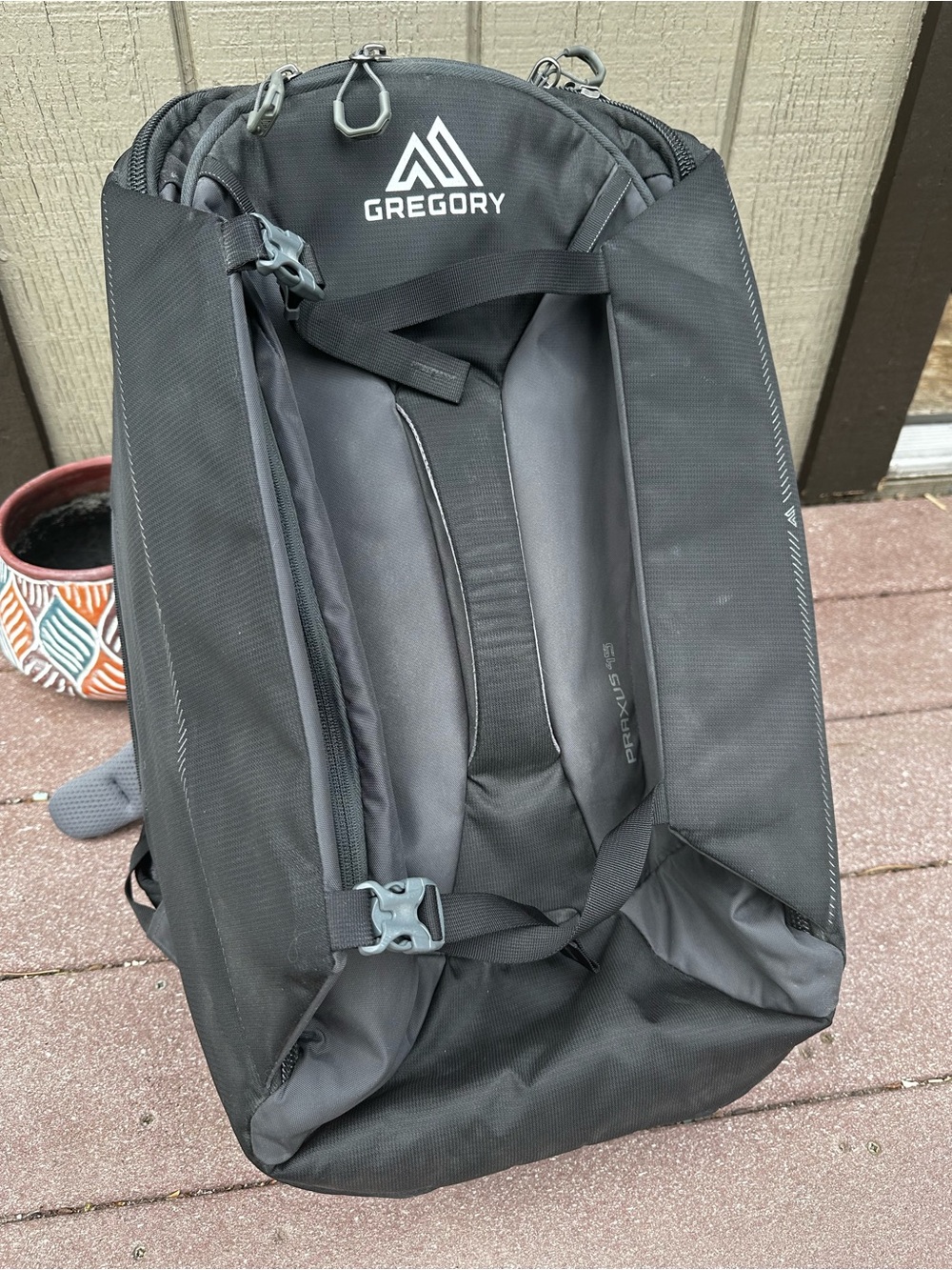 Gregory praxus 45l Black carry on travel Backpack